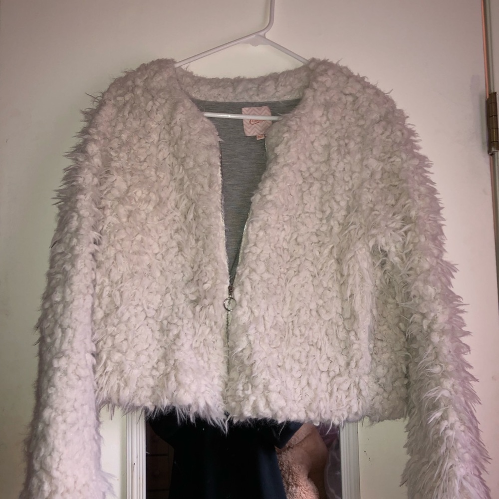 Faux fur white jacket